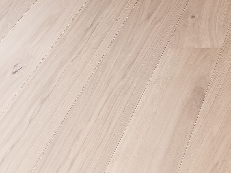 Canvas Amber